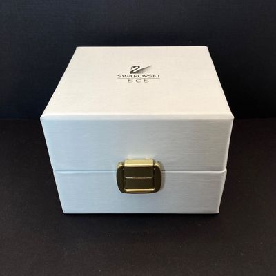 LOT 111: Swarovski Crystal Collection - SCS 10th Anniversary "The Squirrel" in Original Box with 2002 Bouquet of Roses