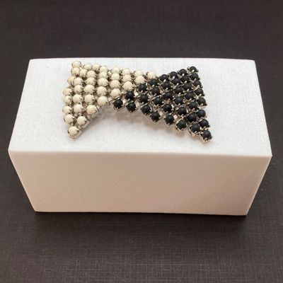 LOT 15: Vintage Silver Tone Brooch / Pin Collection and More