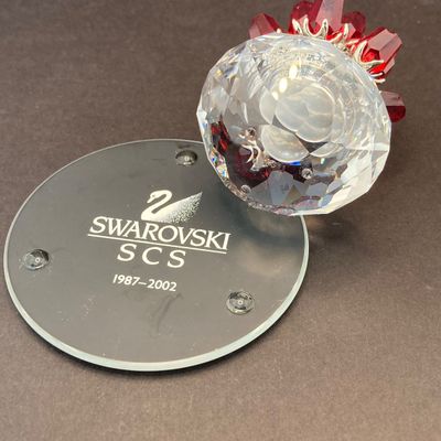 LOT 111: Swarovski Crystal Collection - SCS 10th Anniversary "The Squirrel" in Original Box with 2002 Bouquet of Roses