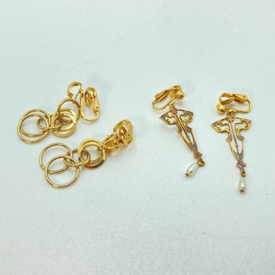 LOT 18: Vintage Screw-back and Clip-on Earrings - Goldette, Napier and More