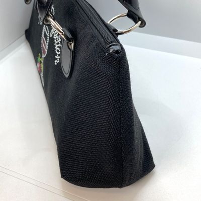 LOT 181: Primeware "Aged To Perfection" Wine Clutch with Thermal Insulation