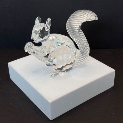 LOT 111: Swarovski Crystal Collection - SCS 10th Anniversary "The Squirrel" in Original Box with 2002 Bouquet of Roses
