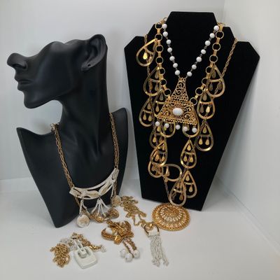 LOT 27: Collection of Statement and Faux Pearl Necklaces