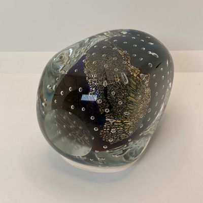 LOT 107: Signed by Artisit Robert Eickholt Art Glass Perfume Bottle