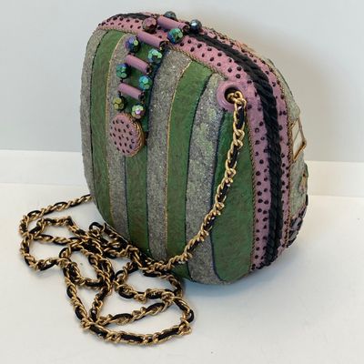 LOT 113: Motif by Mary Frances Hard Purse with Dust Bag 2174