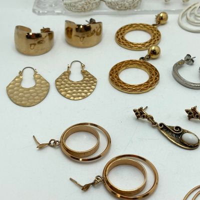 LOT 19: Vintage Pierced Earring Collection