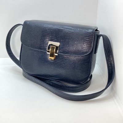 LOT 119: Blue Made in Pait Au Canada Zenith Handbag with Shoulder Strap with Dust Bag