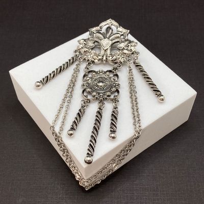 LOT 15: Vintage Silver Tone Brooch / Pin Collection and More