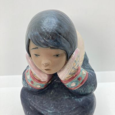 LOT 101: Lladro "Pensive Esquimo Girl" No. 2158 with Original Box