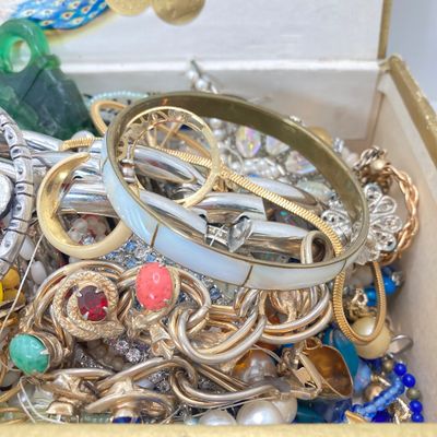 LOT 25: Vintage El Producto Box filled with Craft Jewelry and More
