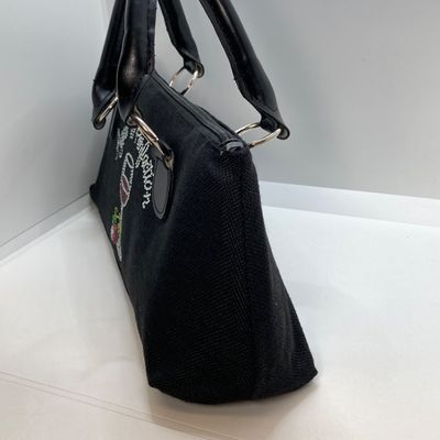 LOT 181: Primeware "Aged To Perfection" Wine Clutch with Thermal Insulation