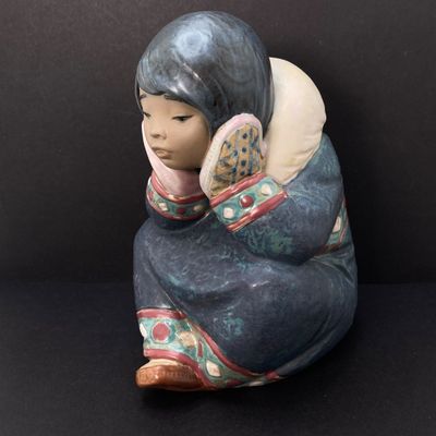 LOT 101: Lladro "Pensive Esquimo Girl" No. 2158 with Original Box