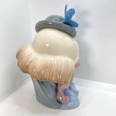 LOT 39: Retired Lladro "Pensive Clown" Figurine No. 5130