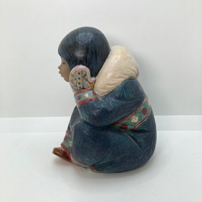 LOT 101: Lladro "Pensive Esquimo Girl" No. 2158 with Original Box