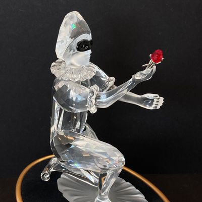 LOT 106: Swarovski Crystal SCS 2001 Annual Edition "Harlequin" Figurine on Stand