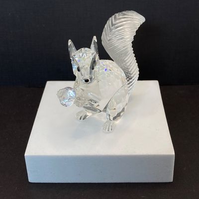 LOT 111: Swarovski Crystal Collection - SCS 10th Anniversary "The Squirrel" in Original Box with 2002 Bouquet of Roses