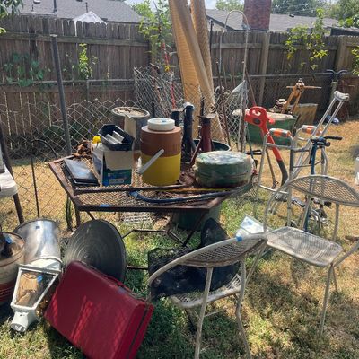 Estate sale photo