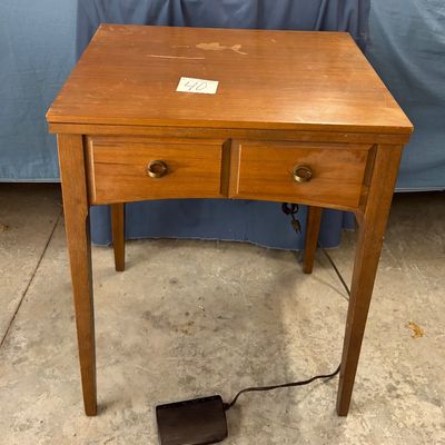 Singer Sewing Machine in Cabinet