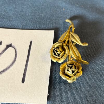 Vintage Gold Tone Figural Cabbage Rose Brooch