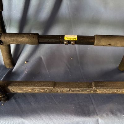 2 Golds gym Doorway Multi grip Pull-Up Bar, Doorframe Mount, Equipment