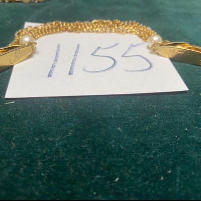 Vintage Sweater Clip