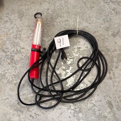 Fluorescent Long Corded Red Work Light shop hanging