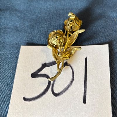 Vintage Gold Tone Figural Cabbage Rose Brooch