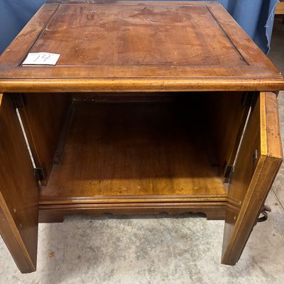 Vintage Sidetable
