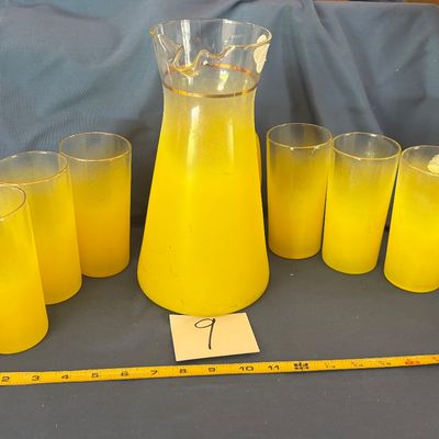 Vintage MCM Blendo Frosted Sunshine Yellow Pitcher 64 Oz Pitcher W/6 Glasses