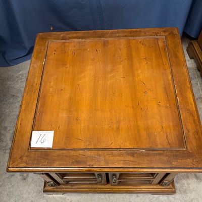 Vintage Sidetable