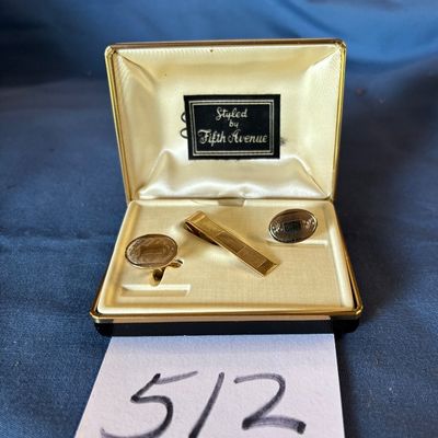 vintage "Styled by Fifth Avenue" gold-tone cufflinks and tie clip set