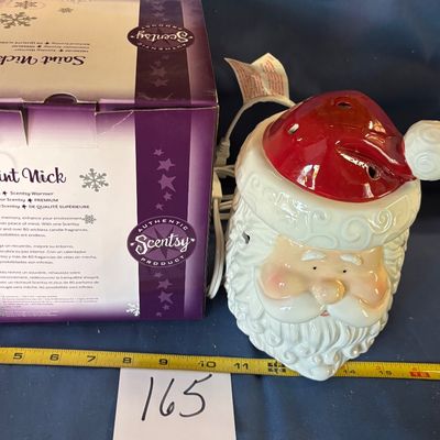 Scentsy Saint Nick Full Premium Size Wax Warmer Holiday Christmas Santa