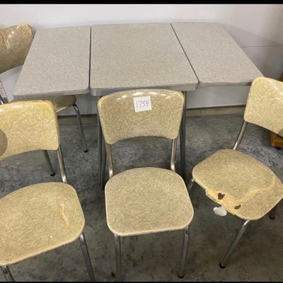 Vintage Jefferson E-Z Dinette Table and Chairs