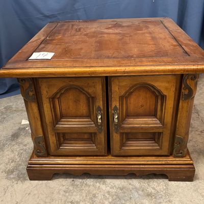 Vintage Sidetable