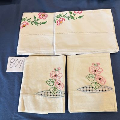 Vintage Pillowcase Lot