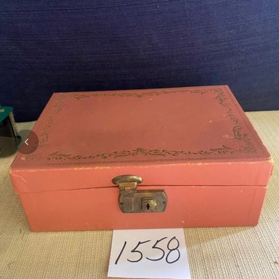 Vintage Jewelry Box