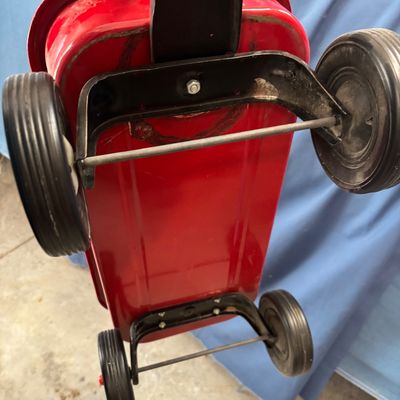 Small Radio Flyer Wagon