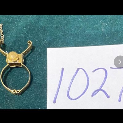 Vintage Gloves Clip