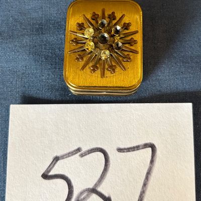 Rare 1950s Wind Up Music Box Locket Pendant Necklace Starburst (Missing Stone)