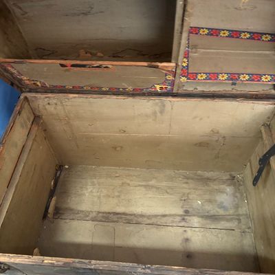 Antique Steamer Hump Trunk