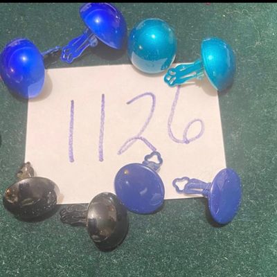 Vintage Clip On Earrings