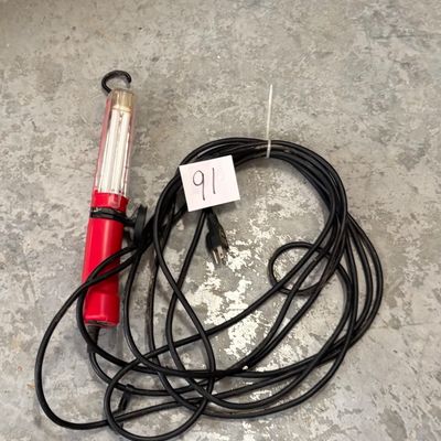 Fluorescent Long Corded Red Work Light shop hanging