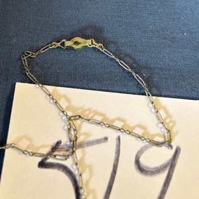 vintage Art Deco silver-tone filigree pendant necklace