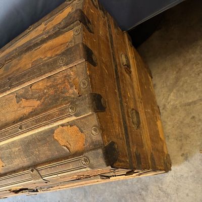 Steamer Trunk Dome Top