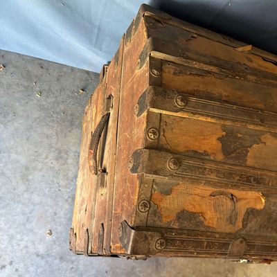 Steamer Trunk Dome Top