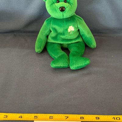 Beanie Baby “Erin” Irish Bear 1997 - RETIRED Green Plush - Mint