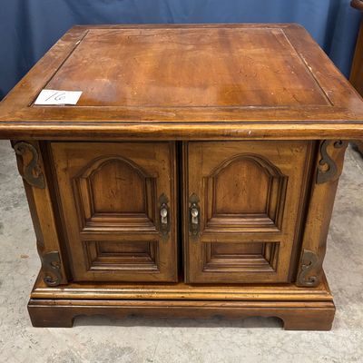 Vintage Sidetable
