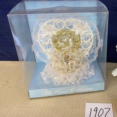 Crowning Touch Decor