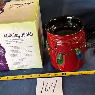 Scentsy Wax Warmer Holiday Lights Christmas Full Size Warmer