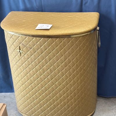Vintage Clothes Hamper